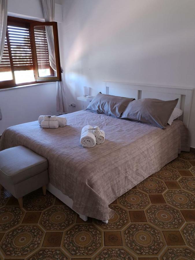 Residenza Don Camillo Villa Mondello Luaran gambar