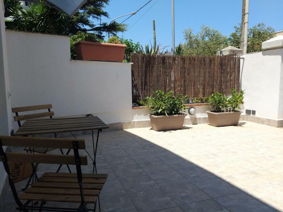 Residenza Don Camillo Villa Mondello Luaran gambar